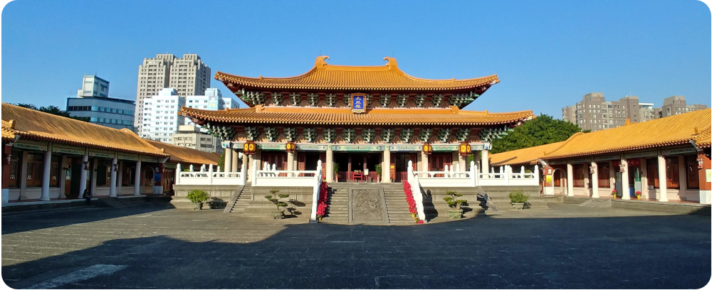 Confucian Temple, Taichung - click on image to return